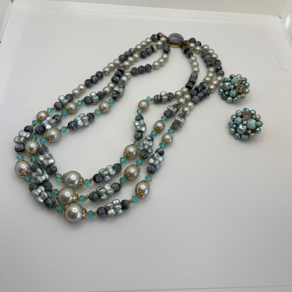 VTG 50’s Gray, Faux Pearl and Faceted Turquoise Beads Necklace/Earrings Set